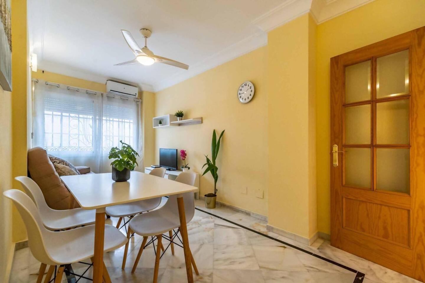 Cyv Centrally Located 1 Bed 1 Bath Near The Beach Fuengirola Exterior foto